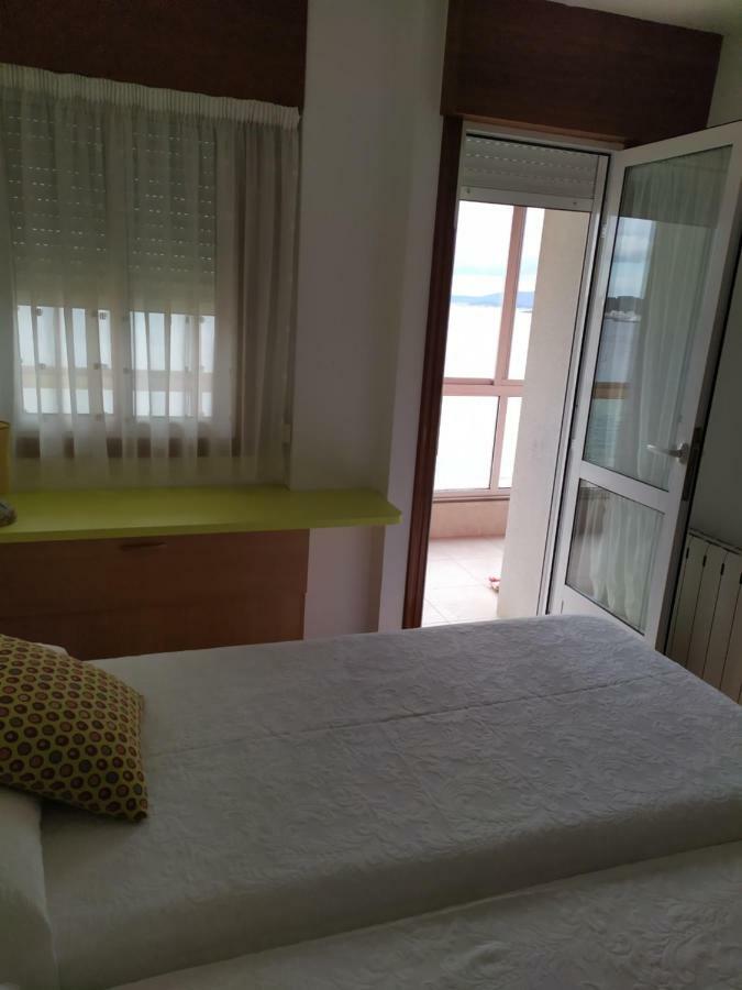 Apartamento Villa 3 Vilagarcia de Arousa Bagian luar foto